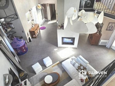 Maison - 160 m² - 4 pièces