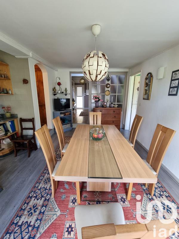 Maison - 200 m² - 6 pièces