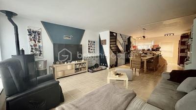 Maison traditionnelle - 98 m² - 5 pièces