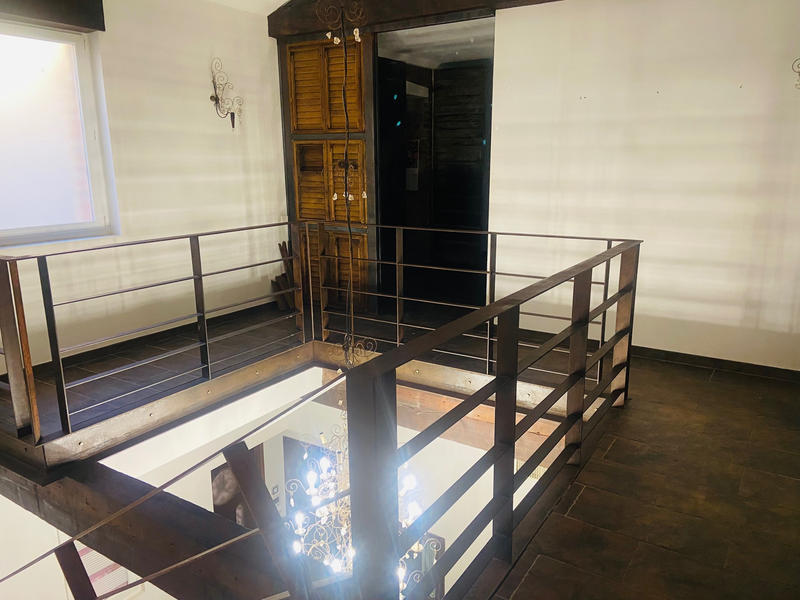 Mas - 565 m² - 5 pièces