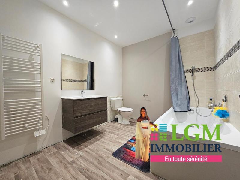 Maison - 180 m² - 6 pièces
