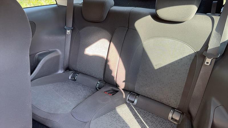 Opel Adam 1.2 70 Glam