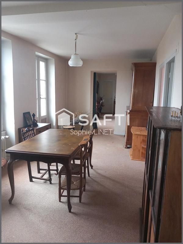 Maison - 232 m² - 11 pièces