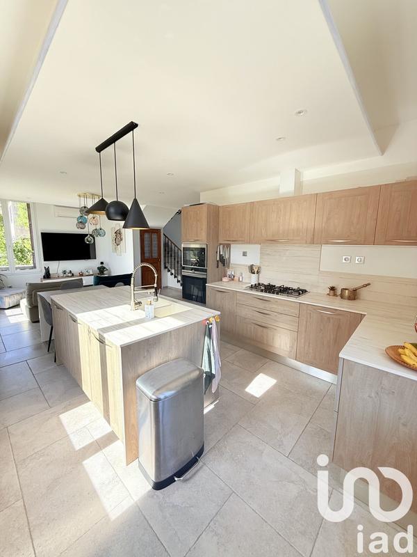 Maison - 136 m² - 5 pièces