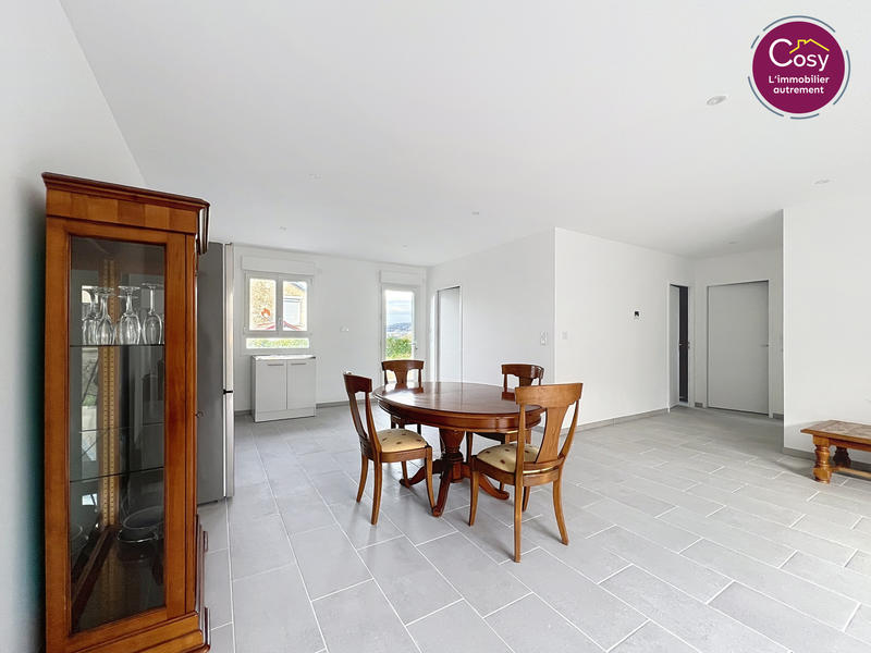 Maison - 85 m² - 3 pièces