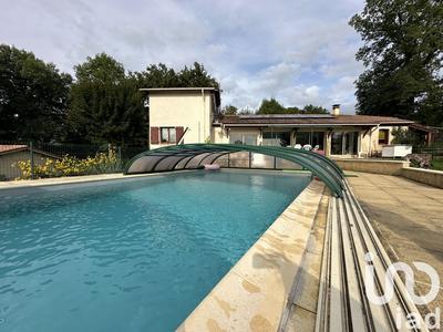 Maison - 176 m² - 7 pièces