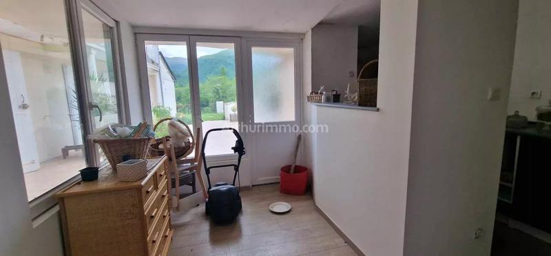 Maison - 232 m² - 10 pièces