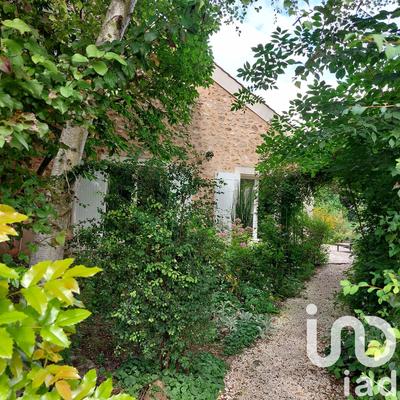 Maison - 215 m² - 8 pièces