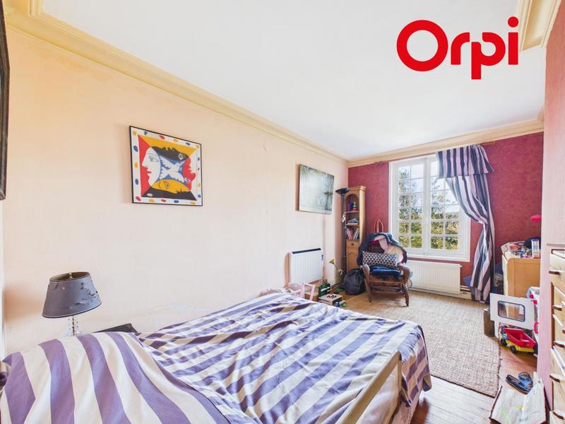 Maison - 380 m² - 13 pièces