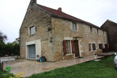 Maison - 200 m² - 9 pièces