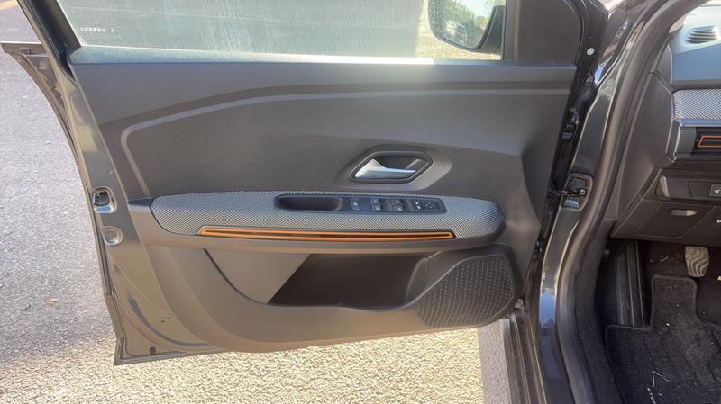 Dacia Sandero 1.0 TCe 90 Stepway Confort