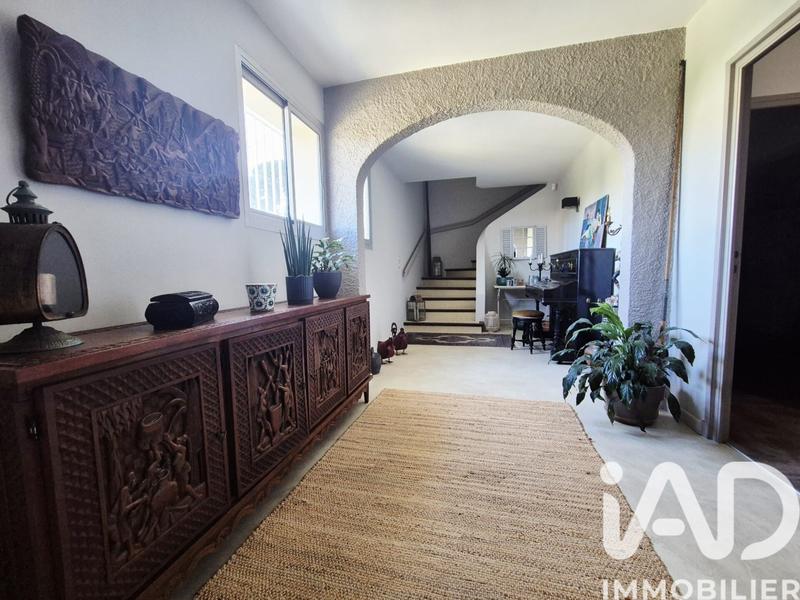 Maison - 244 m² - 6 pièces