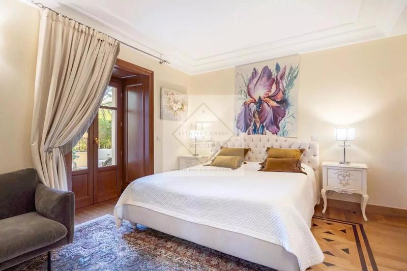 Appartement - 110 m² - 3 pièces