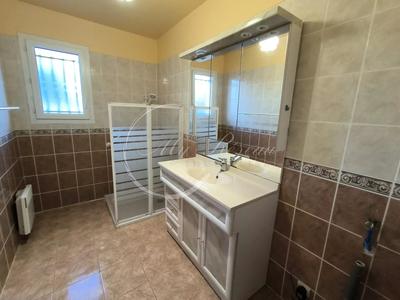 Villa - 90 m² - 4 pièces