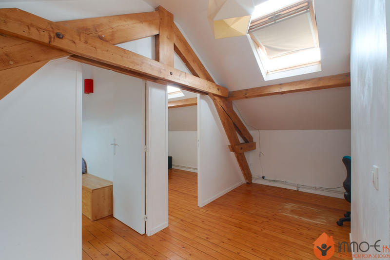 Maison - 96 m² - 5 pièces