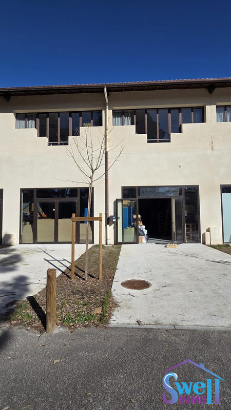 Local commercial - 190 m²