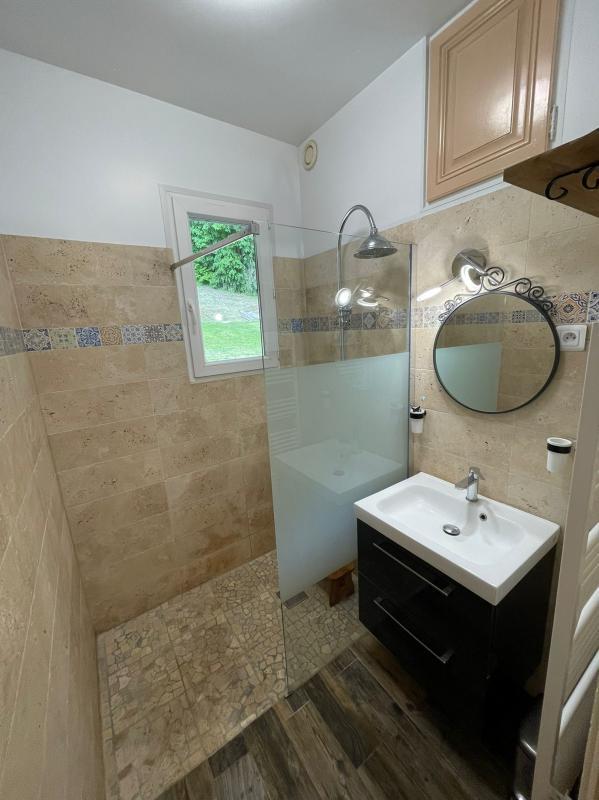 Maison - 200 m² - 7 pièces