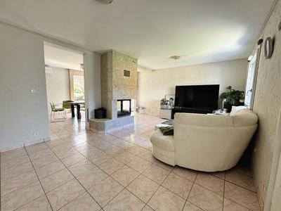 Maison - 140 m² - 7 pièces