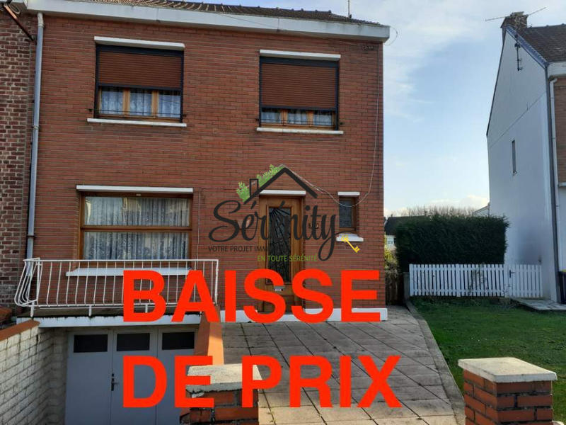 Maison - 90 m² - 5 pièces