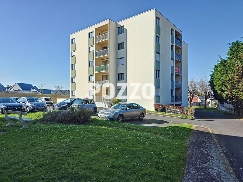 Appartement - 80 m² - 4 pièces