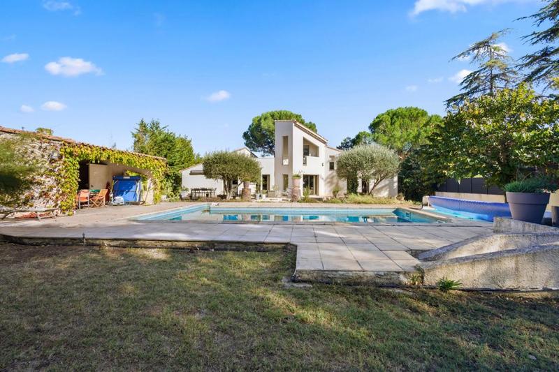 Maison - 187 m² - 6 pièces