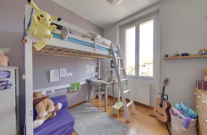 Appartement - 80 m² - 4 pièces