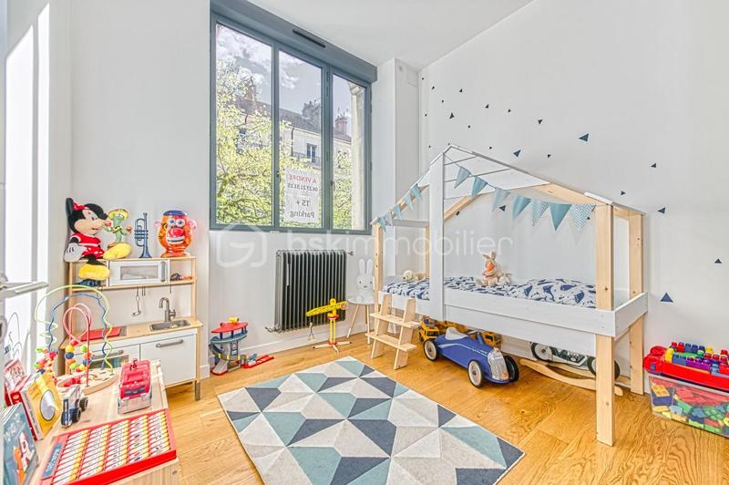 Loft - 125 m² - 5 pièces