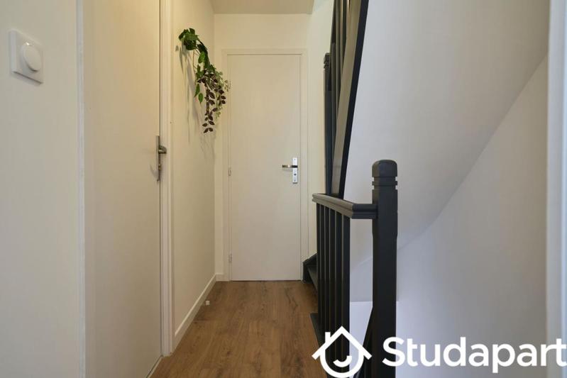 Chambre - 12 m² - 1 pièce