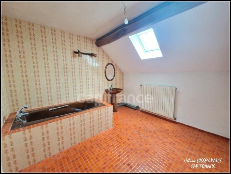 Maison - 245 m² - 8 pièces