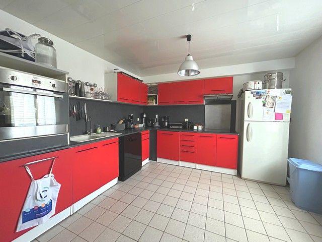 Maison - 102 m² - 5 pièces