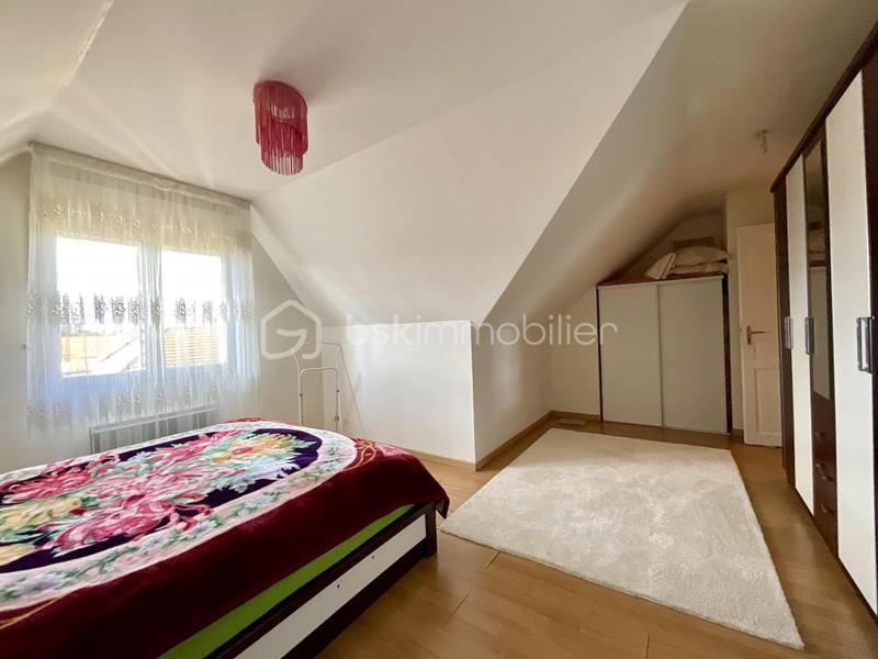 Maison traditionnelle - 145 m² - 6 pièces