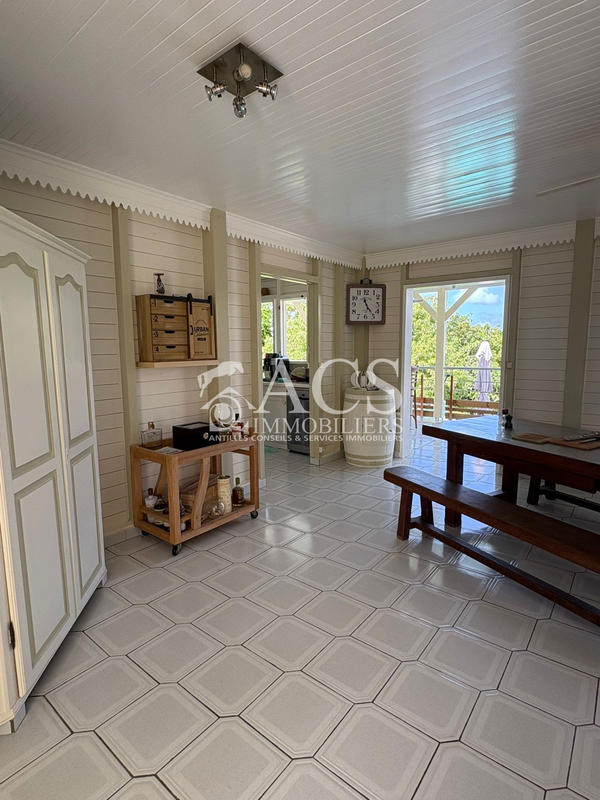 Maison - 87 m² - 4 pièces