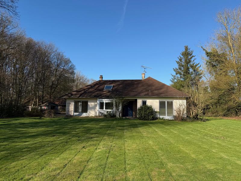 Maison traditionnelle - 110 m² - 5 pièces