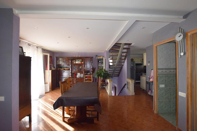 Maison - 160 m² - 7 pièces