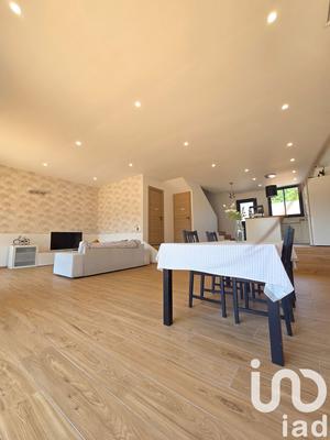 Maison - 127 m² - 5 pièces