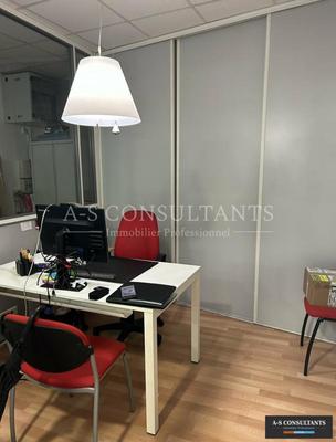 Bureau - 47 m²