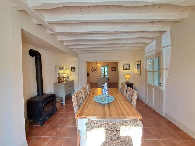 Maison - 220 m² - 6 pièces