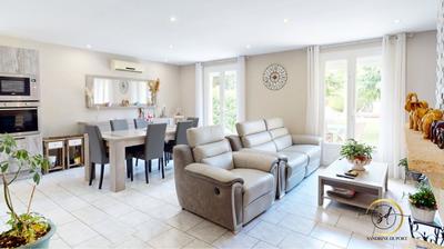 Maison - 166 m² - 7 pièces