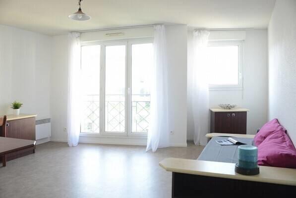 Studio - 18 m² - 1 pièce