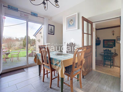 Maison de village - 286 m² - 14 pièces