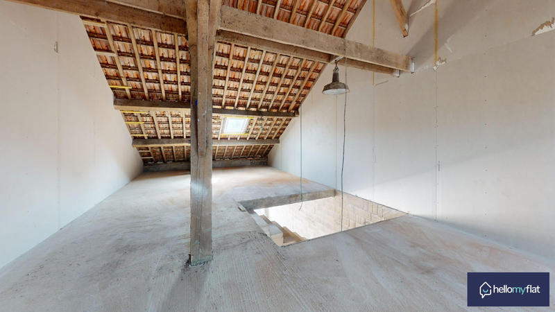 Appartement - 100 m² - 4 pièces