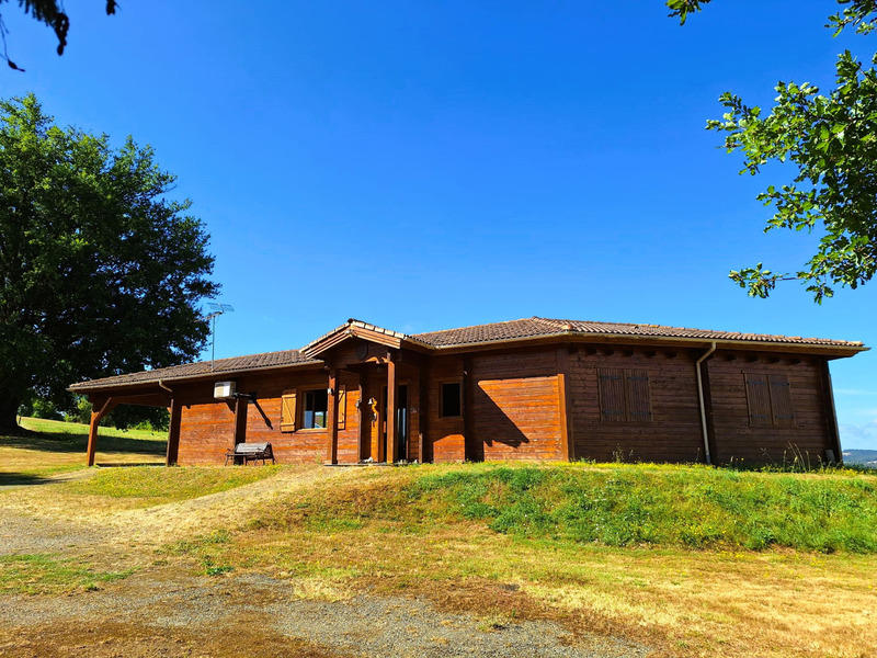 Maison - 98 m² - 4 pièces