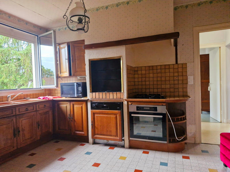 Maison - 140 m² - 5 pièces