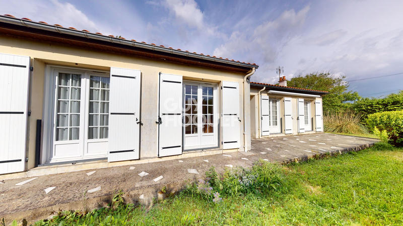 Maison - 105 m² - 4 pièces