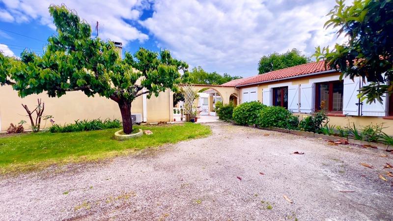 Maison - 300 m² - 9 pièces