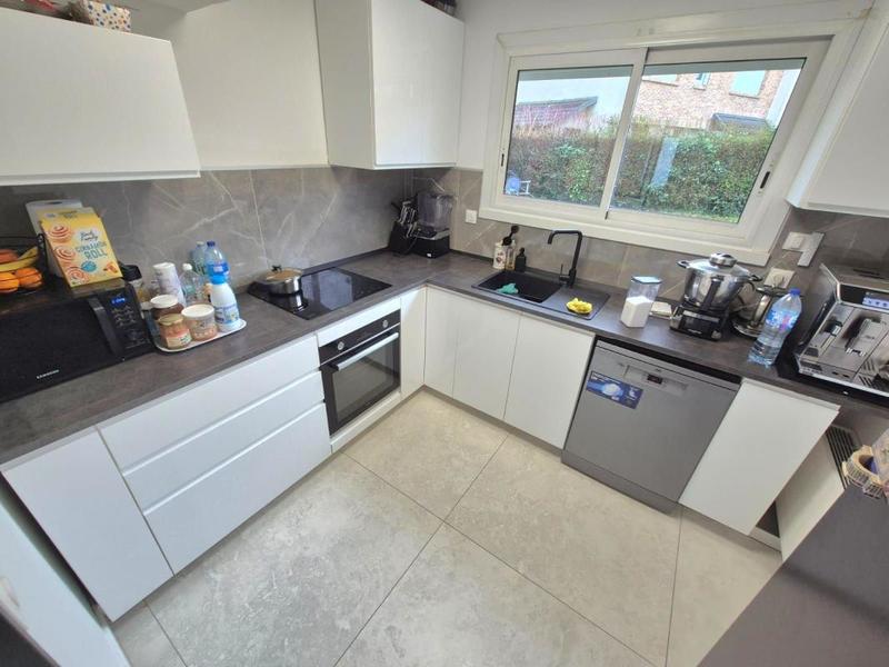 Maison - 111 m² - 6 pièces