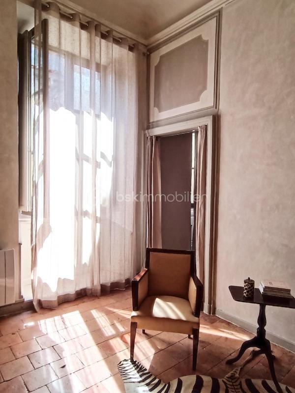 Hôtel particulier - 247 m² - 6 pièces