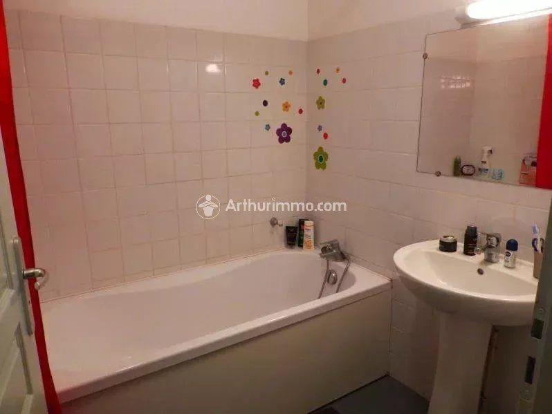 Immeuble - 203 m² - 8 pièces