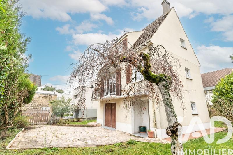 Maison - 82 m² - 4 pièces