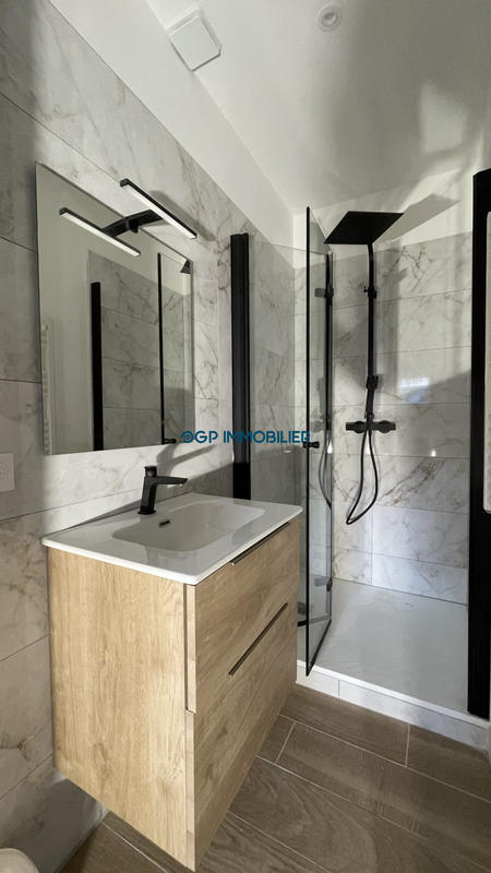 Appartement - 30 m² - 2 pièces